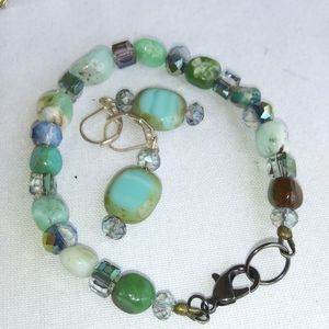 See Photos: Sz.8" Love Stone Bracelet & Earrings